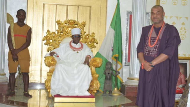Oba of Benin Assures Late Dokpesi’s Family of Support, Prayers