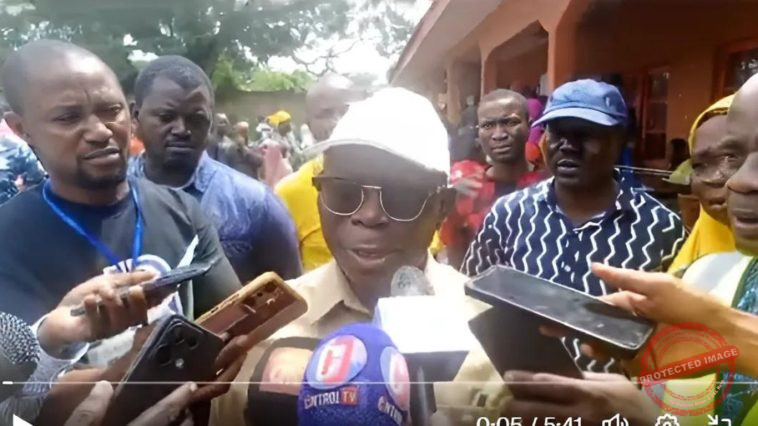 Adams Oshiomhole