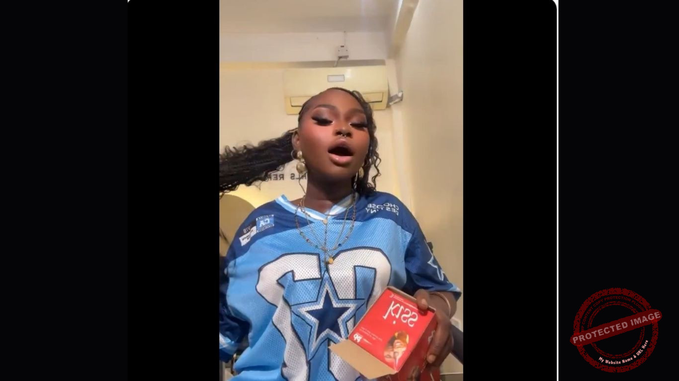 Mandy Kiss (Ayomiposi Oluwadahunsi)