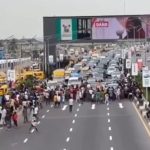 “We Will Sleep Here”: Oworonshoki Residents Block 3rd Mainland Bridge After Midnight Demolitions