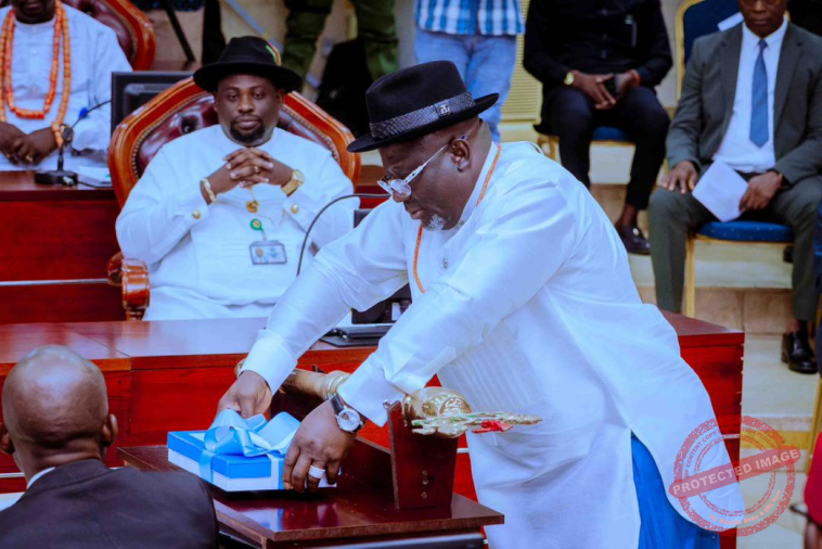 Governor Sheriff Oborevwori of Delta State on Wednesday presented a N1.664 trillion Appropriation Bill for 2026 to the Delta State House of Assembly